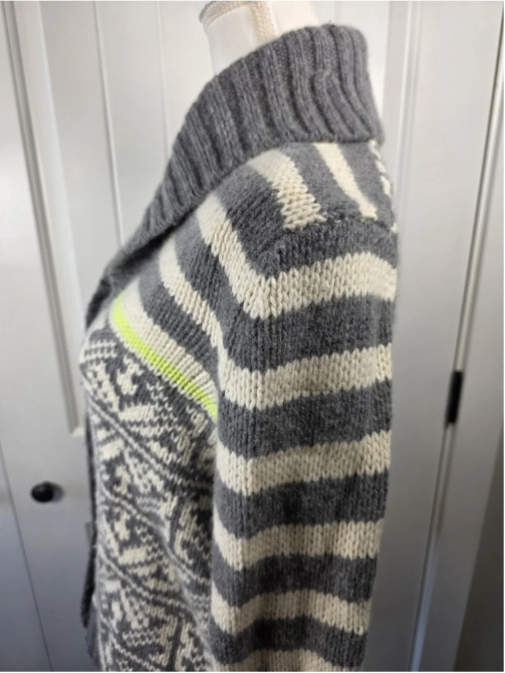 Gap Lambswool Blend Fair Isle Cardigan Sweater L Gray Ivory Shawl Collar Nordic
